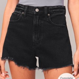 Abercrombie 90s Relaxed Cutoff Short